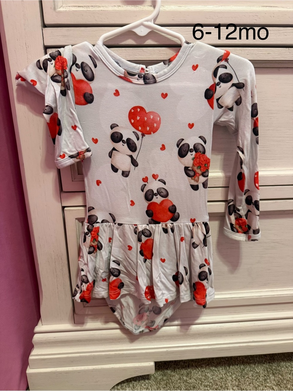 Bums and Roses Panda Heart Twirl